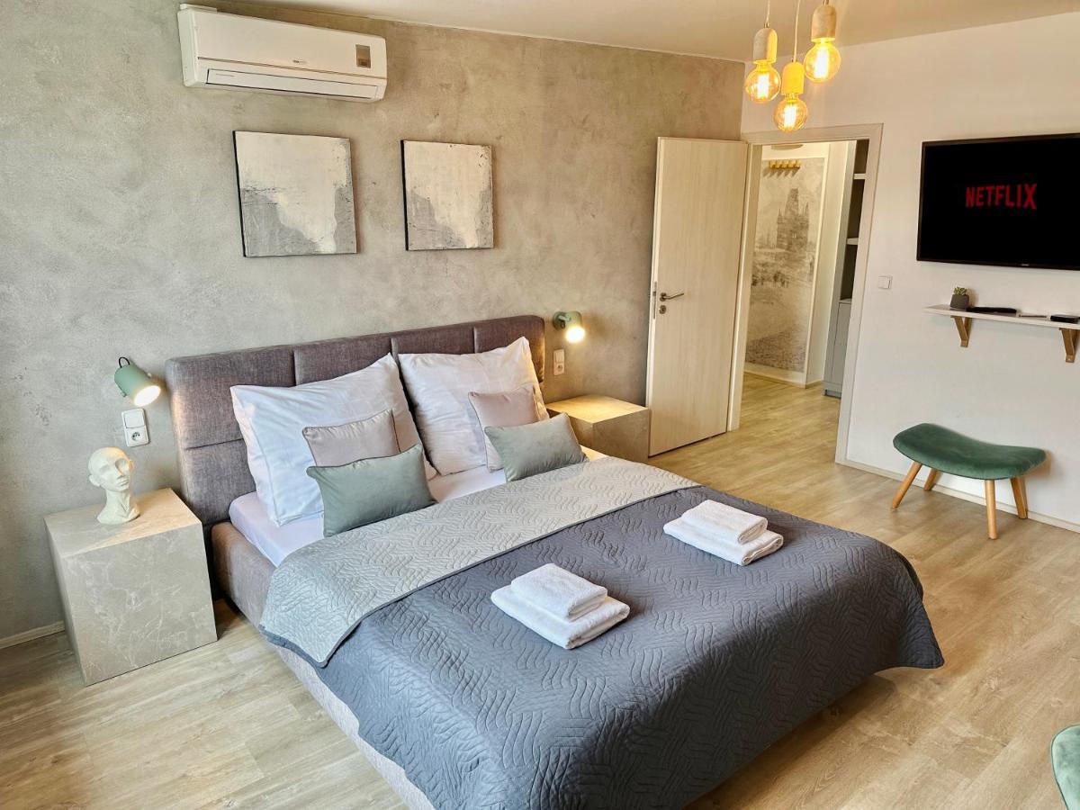 Beautiful Apartment Dlouha Prag Exterior foto