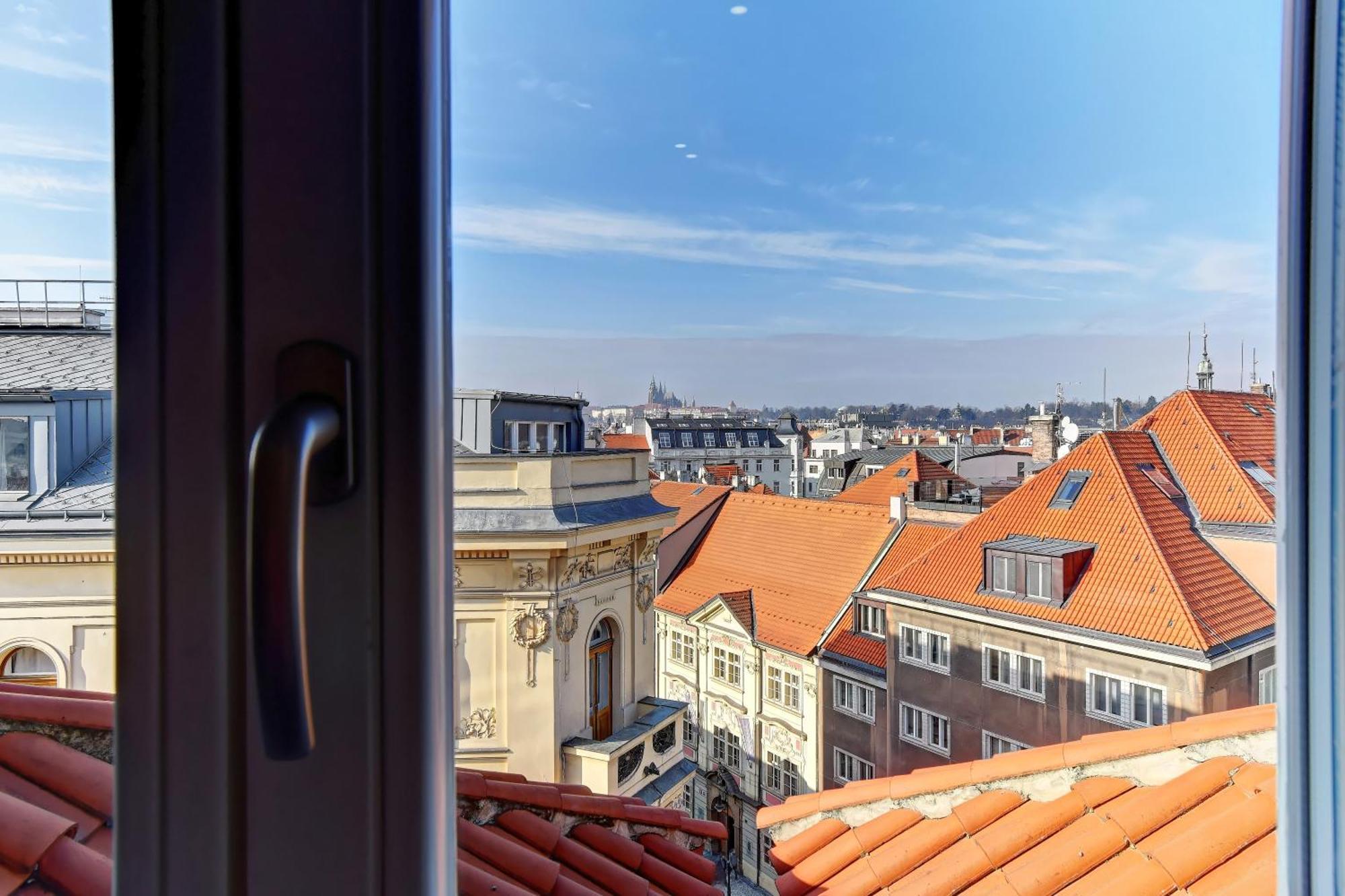 Beautiful Apartment Dlouha Prag Exterior foto
